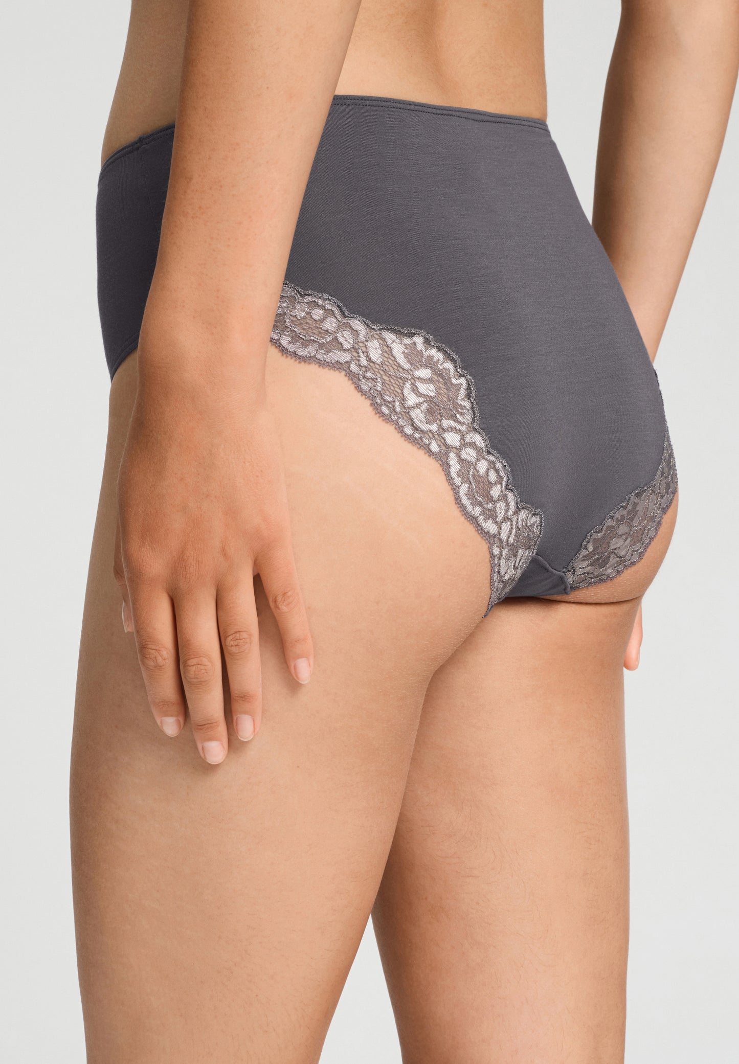 Dana-Midi Briefs
