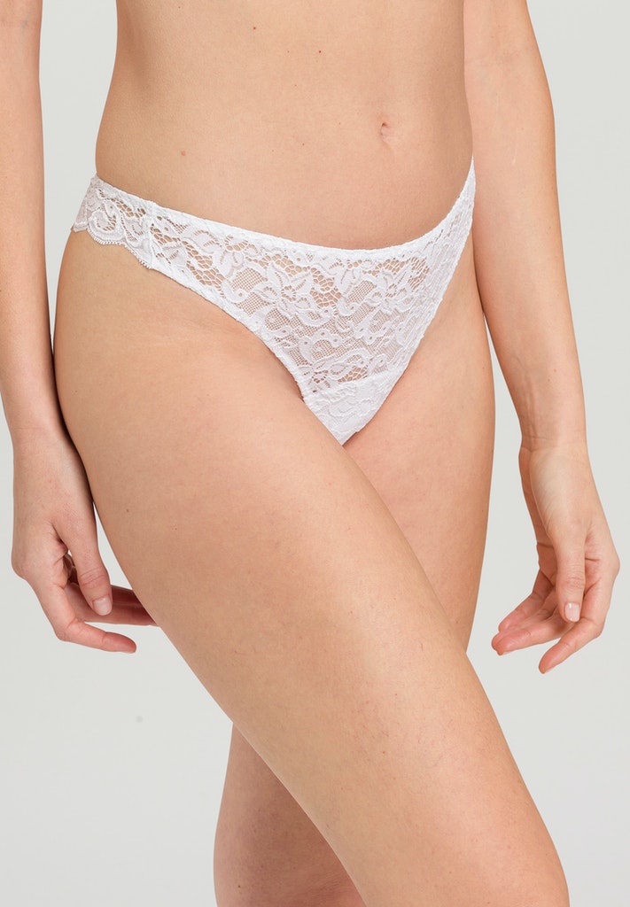 HANRO Womens Moments Thong in white